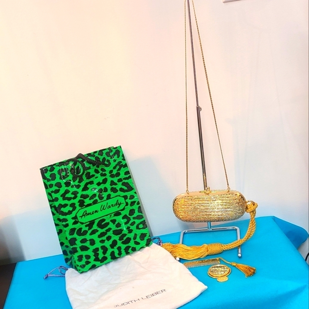 Judith Leiber 💥 AMEN WARDY Newport Beach 💥 Gold Metal Purse
